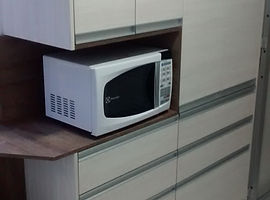 COZINHA PLANEJADA PARA APARTAMENTO PEQUE