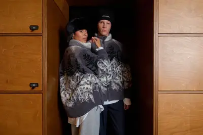 Veste polaire imprimé hivernal Kuwalla Tee | Boutique Plateforme