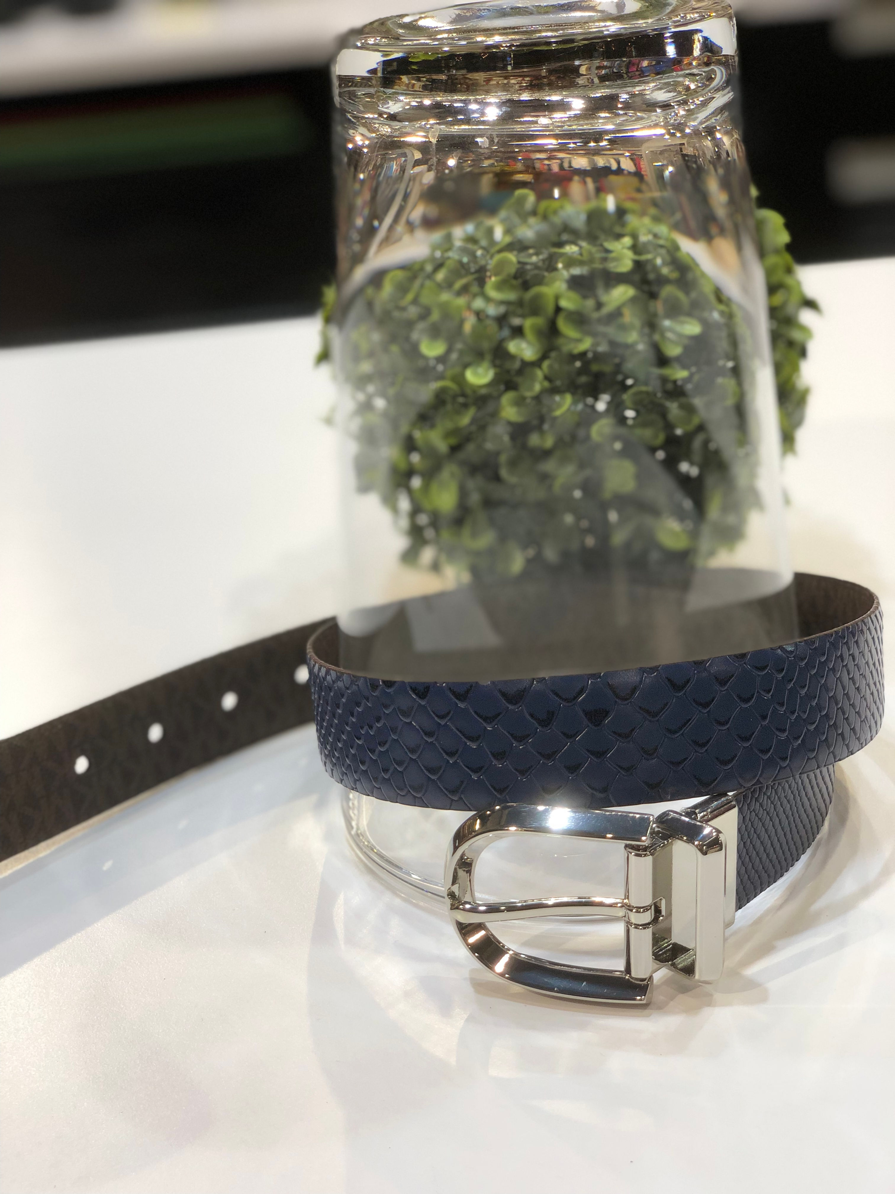 Ceinture marine texturé/ marron à logo Michael Kors