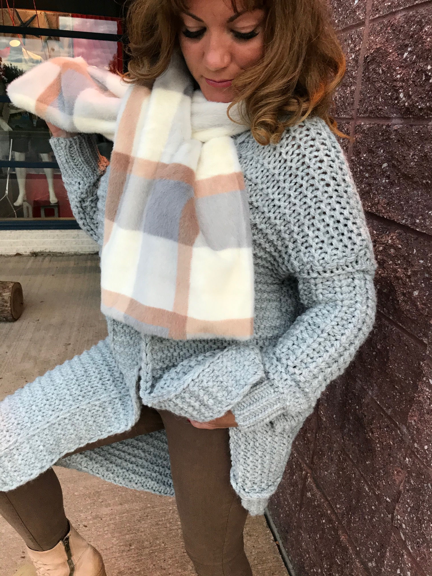 Foulard à carraux gris en beige Tom & Eva