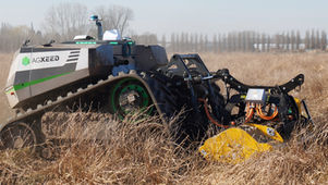 AgXeed Agbot in reverse operations with Müthing mulcher