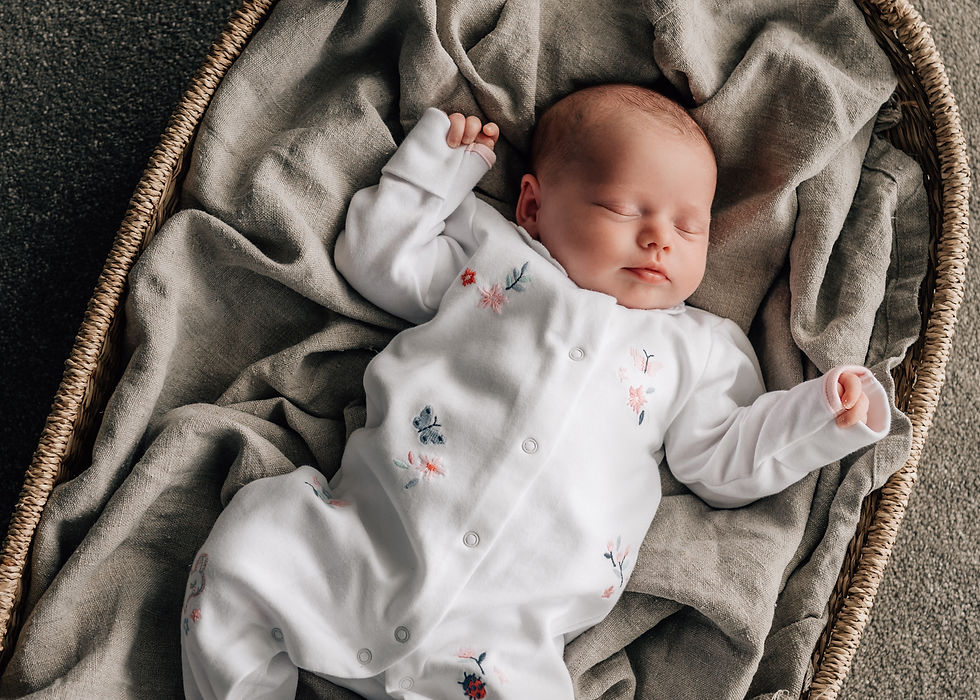 Newborn photoshoot Maidstone