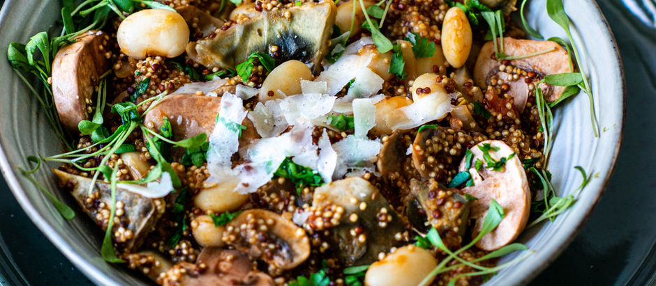 Quinoa aux haricots blancs, champignons et artichauts