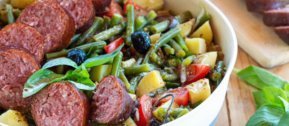 Salade de haricots aux pommes de terre & saucissons