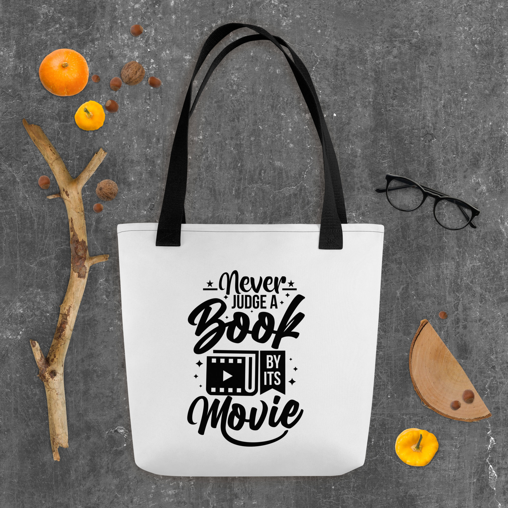 Bolsa de tela "Never judge a book by its movie"
