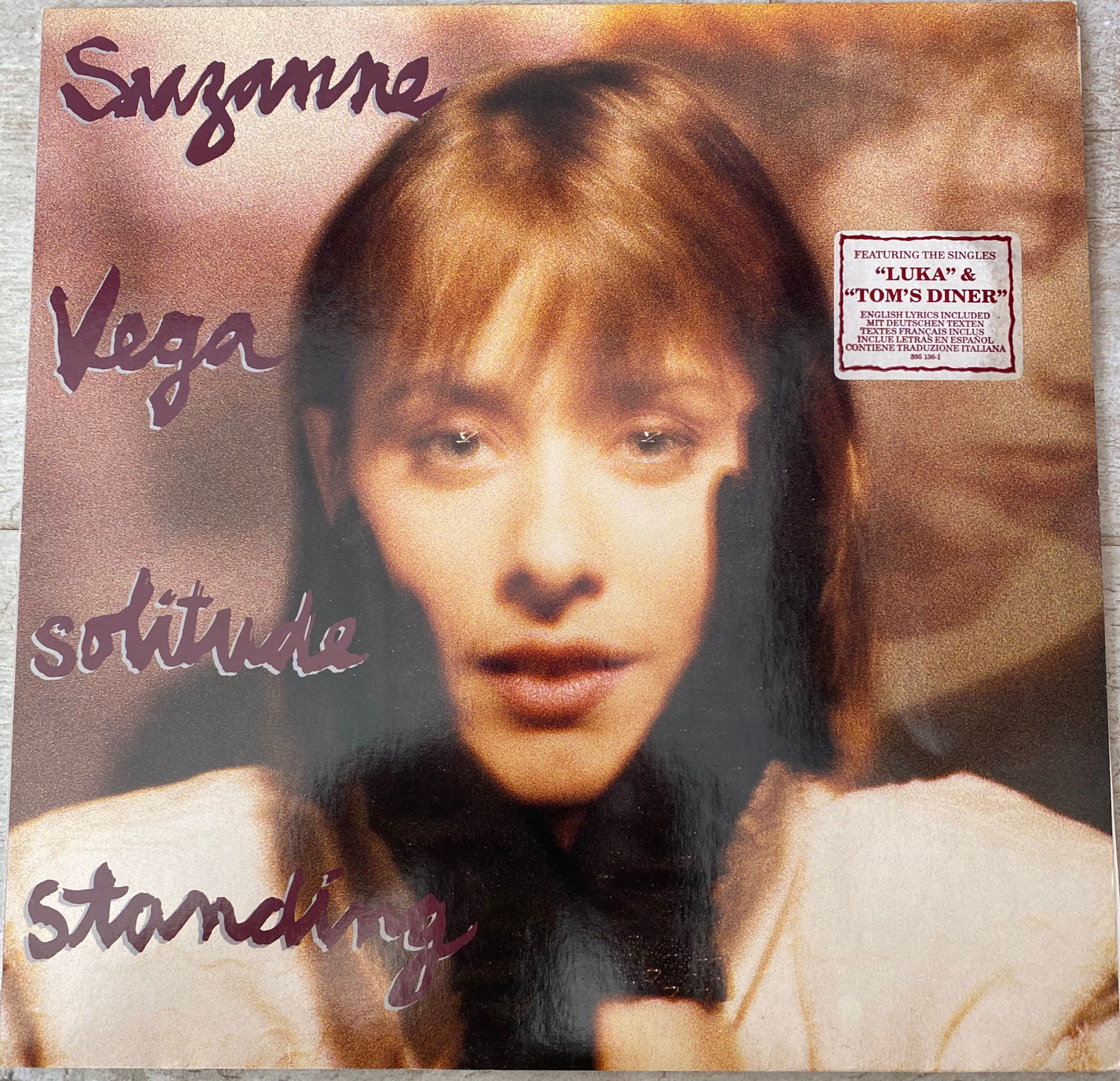 SUZANNE VEGA SOLITUDE STANDING