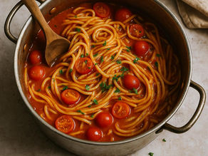 Schnelle One-Pot-Tomatenpasta mit frischen Kräutern