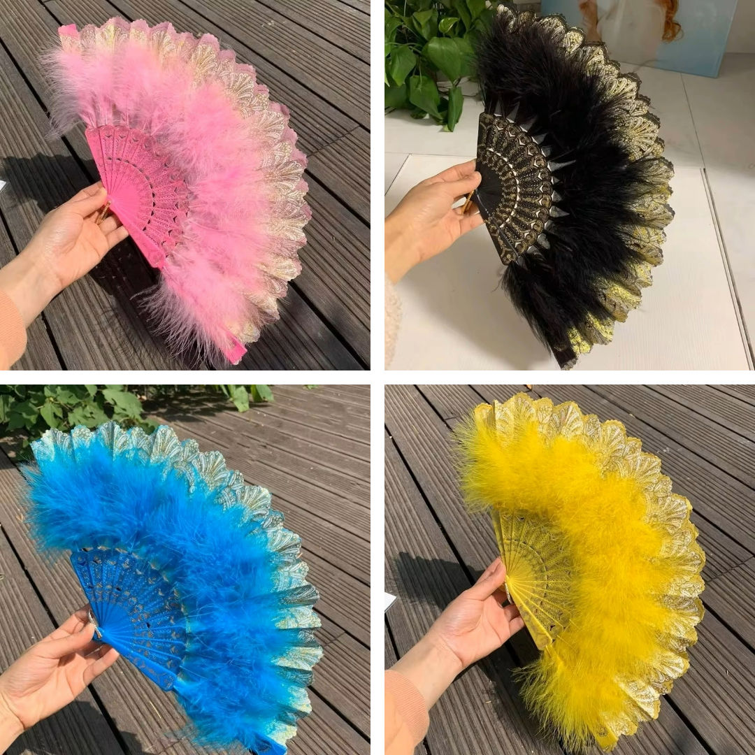 LEQUE PLÁSTICO C/ TECIDO E PLUMAS