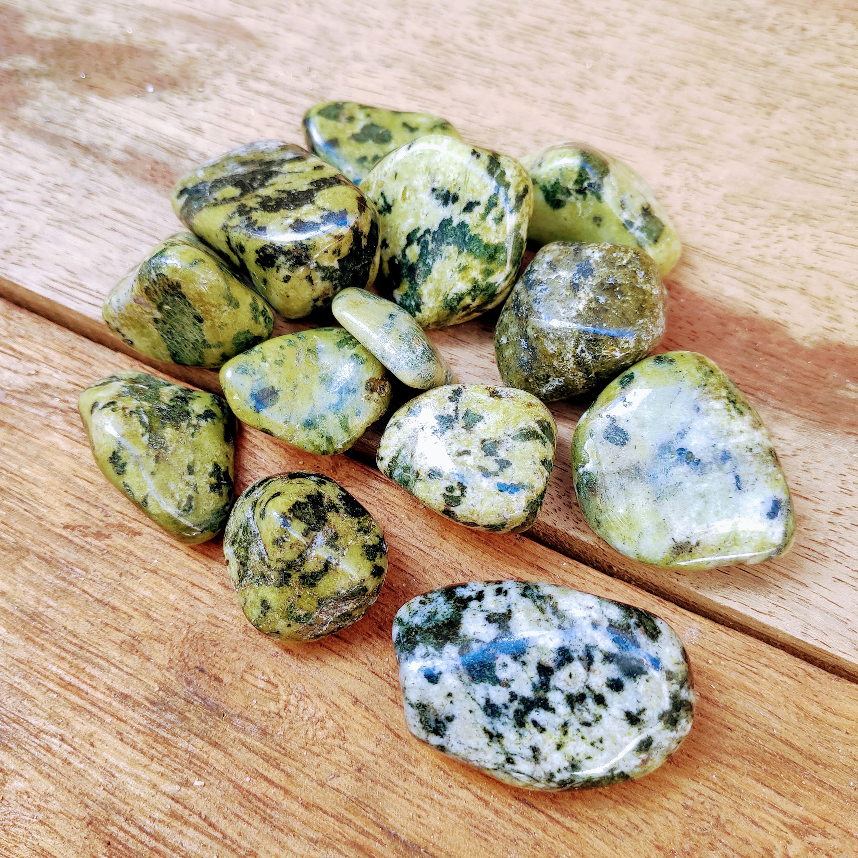 JADE NEFRITA POLIDA M