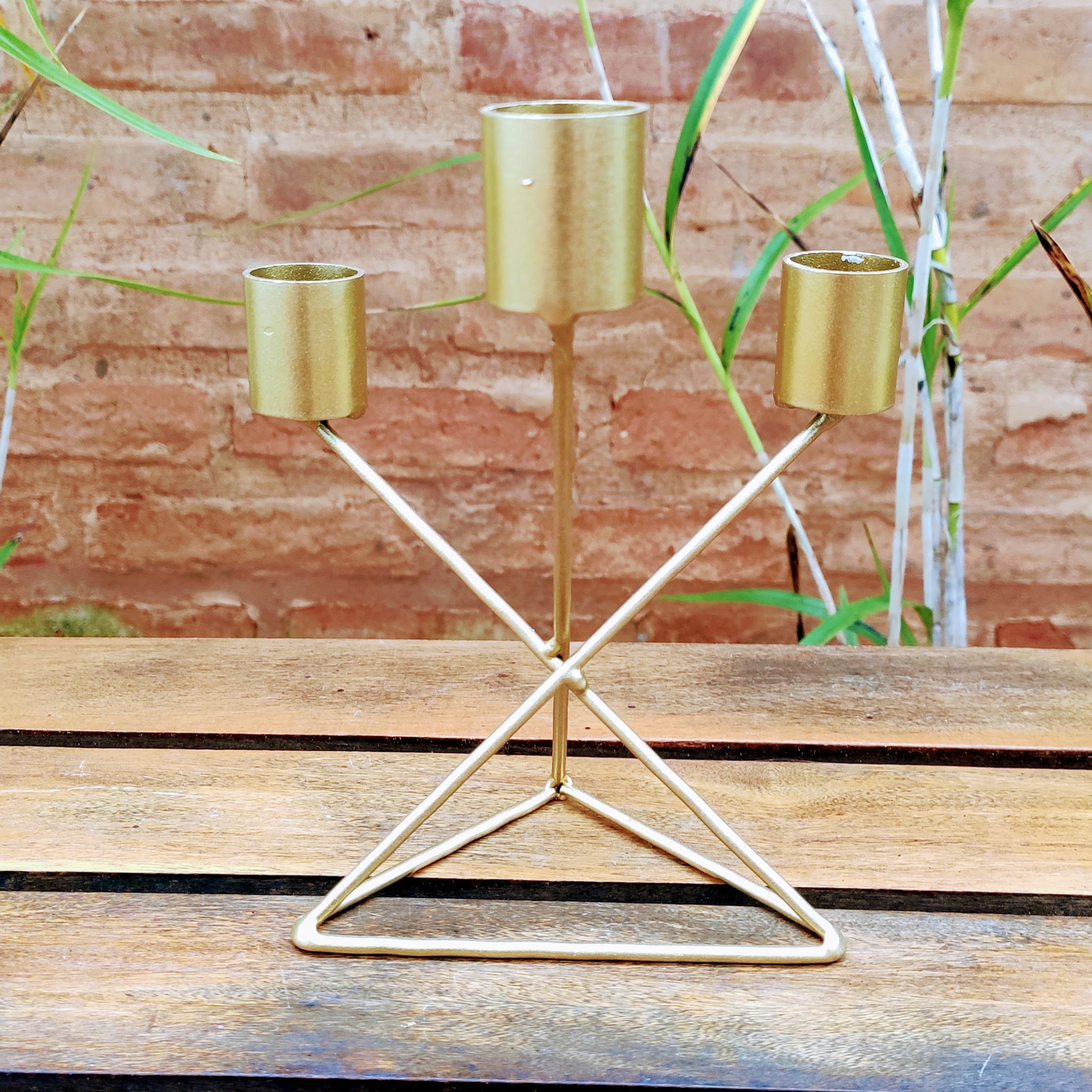 CASTIÇAL DE FERRO OURO P/ 3 VELAS 18CM