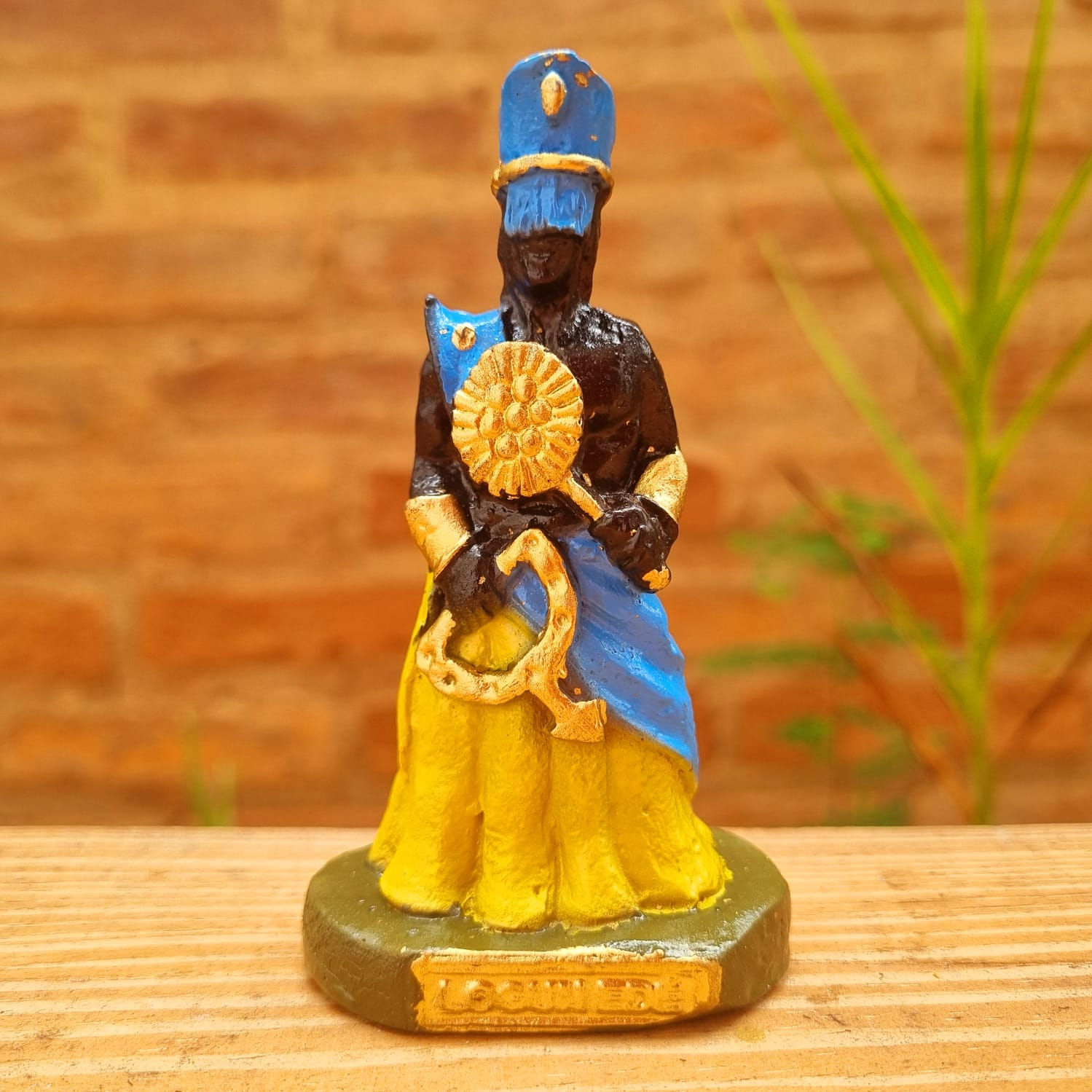 LOGUN EDÊ RESINA 09CM