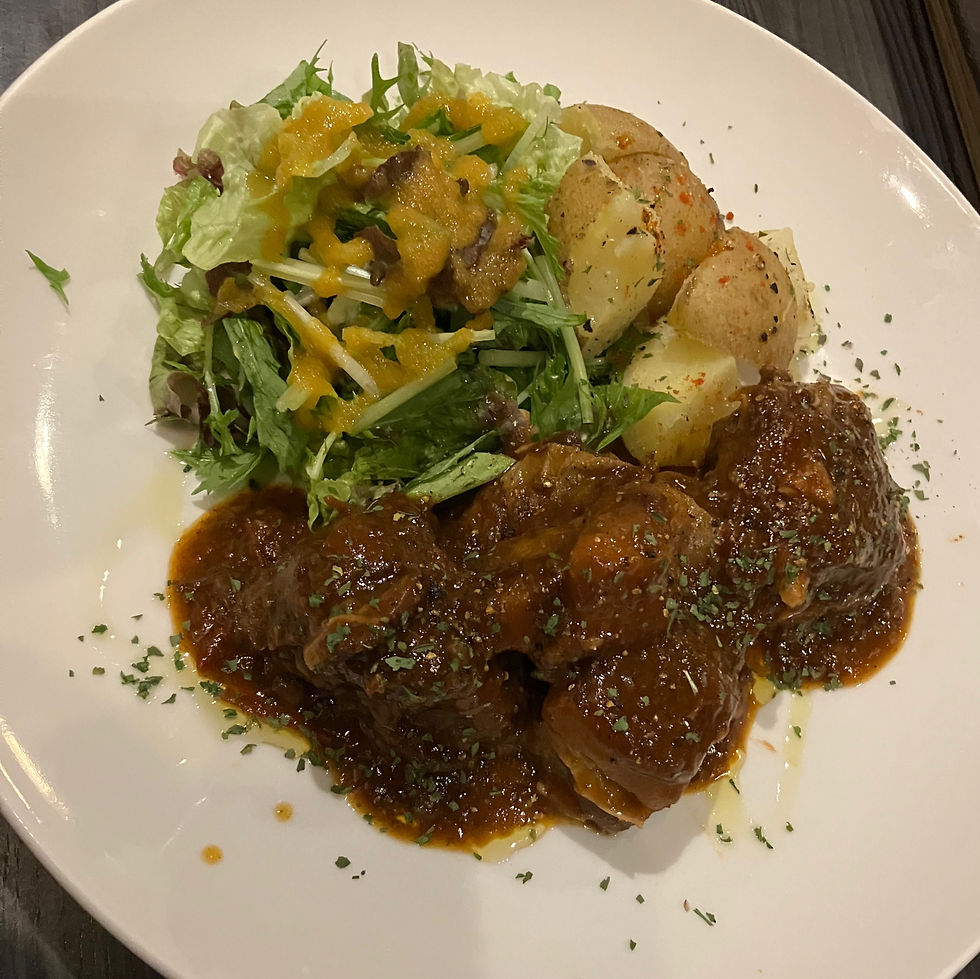 しっかり下処理されているのか「ヤギが窓の外をマッハ3で走っている」くらいにしか臭みを感じなかったのに吃驚