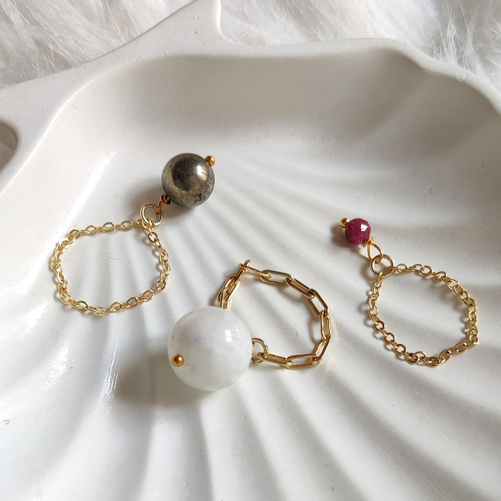 Minimal handmade ruby ring by Moon's tribe