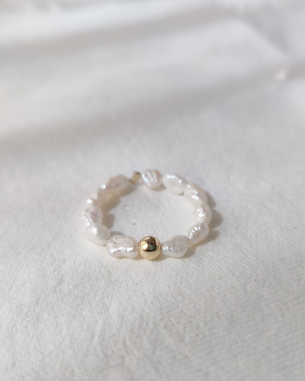 handmade freshwater pearl ring with 18kt gold-filled bead by Moon’s Tribe