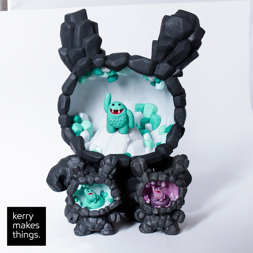 Thumbnail: 8" Rockface Dunny