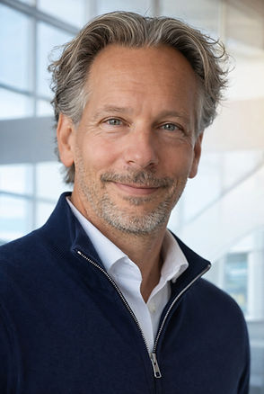 Profiel Foto René (2)_edited.jpg