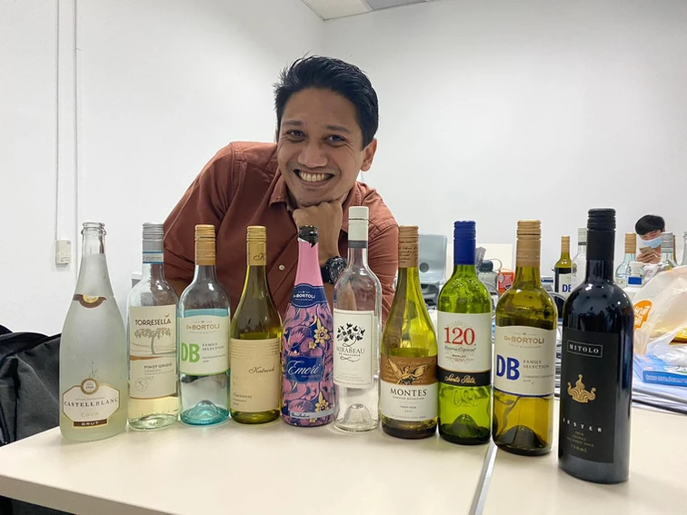 Wine Trainer - WSET Wine expert and Sommelier - Singapore Emcee Ram.webp