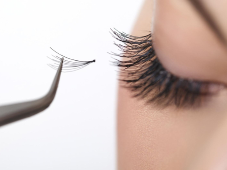 What Are Cluster Eyelash Extensions? Everything You Need To Know About This Popular Lash Style At Rachel Beauty Bar