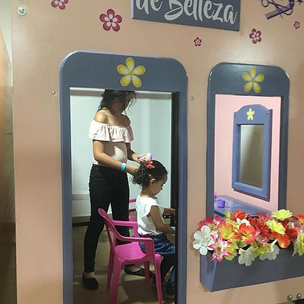 Los niños aprenden jugando!!!.jpg