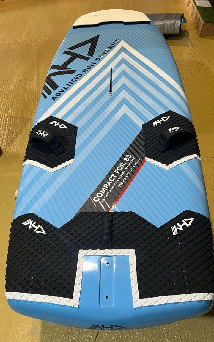 AHD COMPACT 83 142L