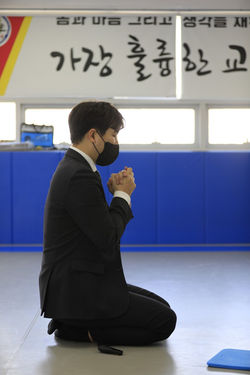 h_f67Ud018svc1mwwd1hgip2ca_tsg5qf