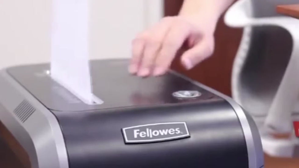 תמונה ממוזערת: מגרסת נייר Fellowes 99MS