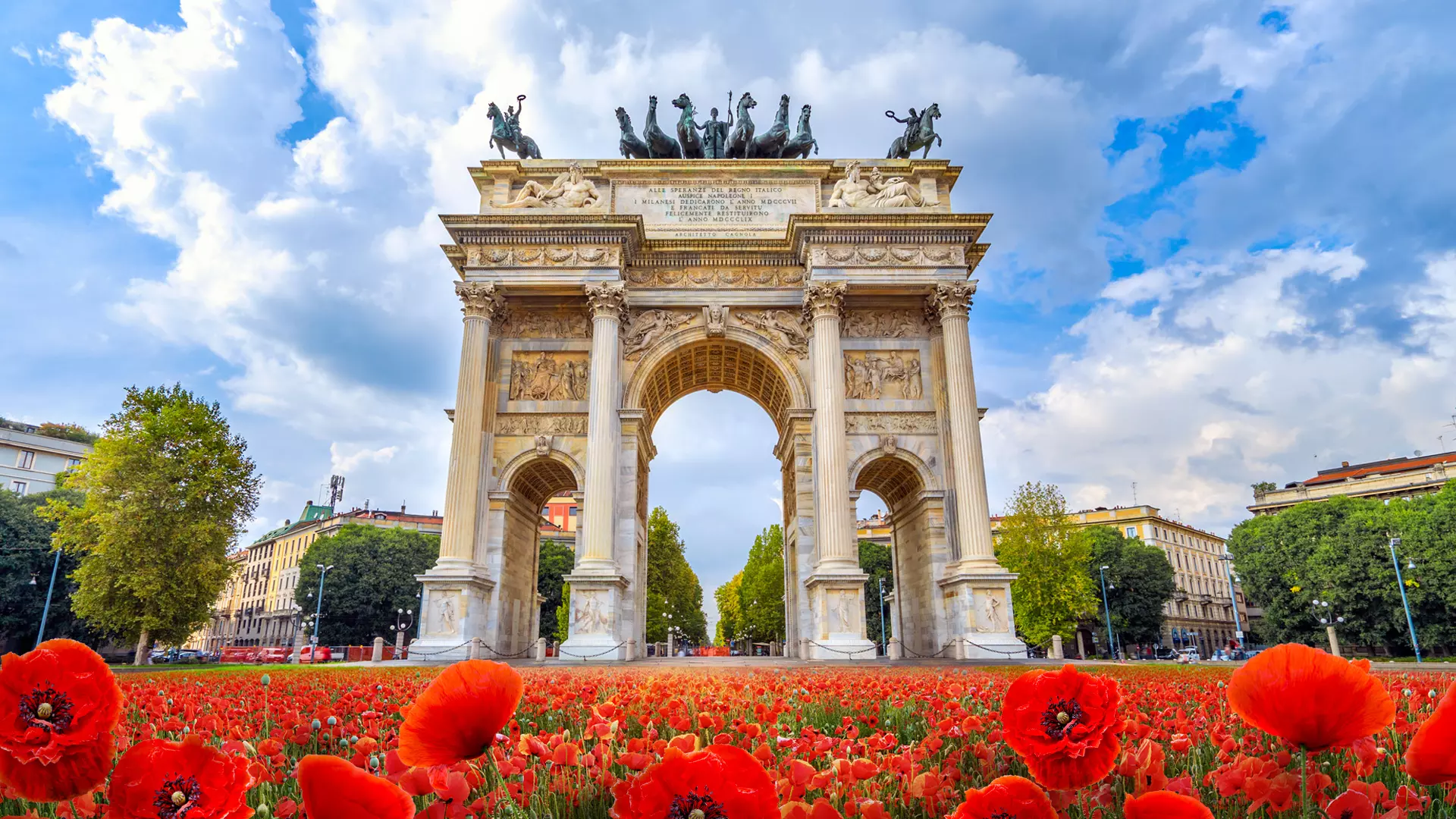 Monet_Arco della Pace e papaveri.webp