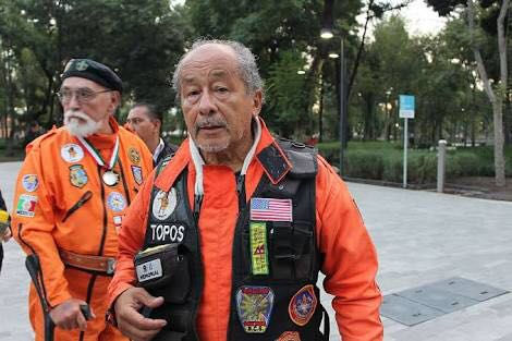Héroes verdaderos: Héctor "El topo Mayor" Méndez y su labor humanitaria