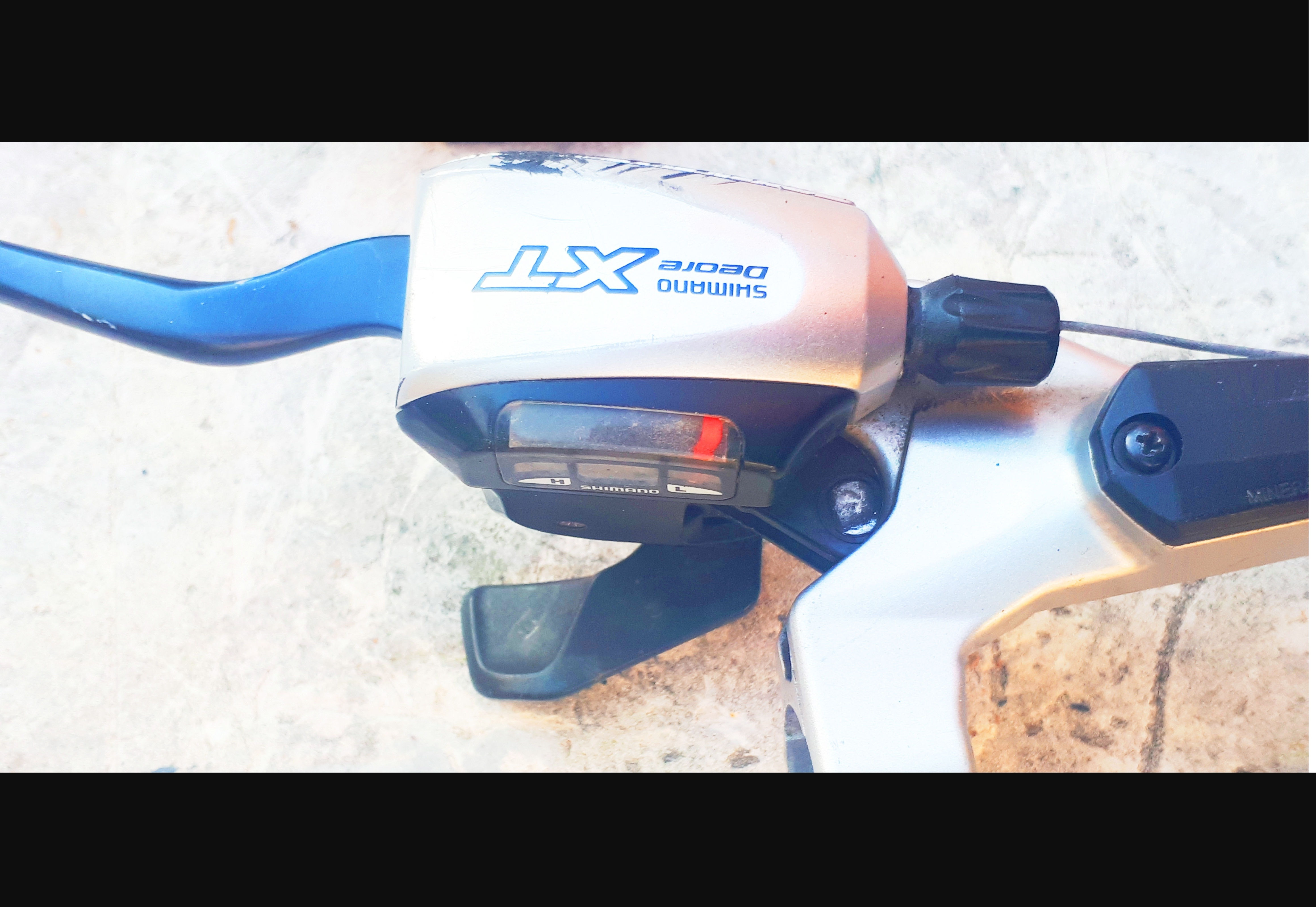 Très rare – Shimano Deore XT ST-M765 Dual Control – 9 vitesses