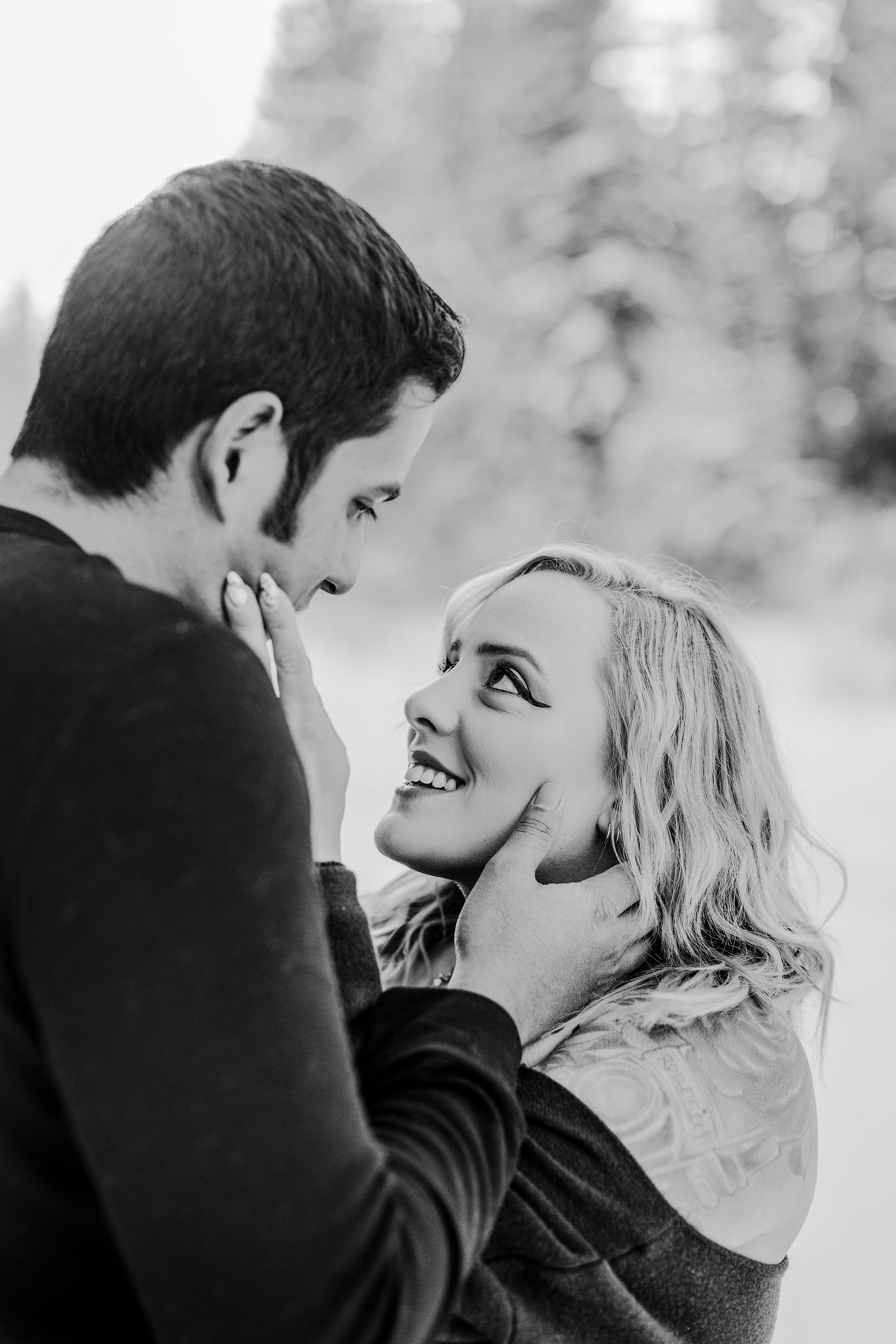 Fish Creek Park Engagement Photos - Lorissa Lee Photography - Calgary, AB
