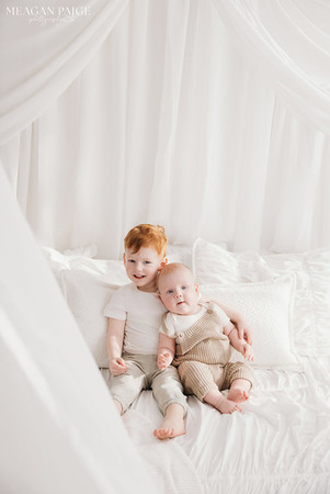 Meagan Paige Photography - Airdrie, AB - Mommy + Me Photo Sessions