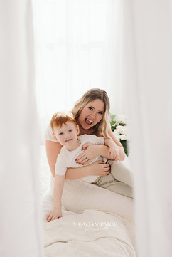 Meagan Paige Photography - Airdrie, AB - Mommy + Me Photo Sessions