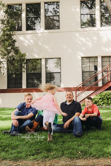 family photographer in calgary alberta