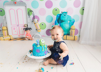 Teddy Bear Mountain Cake Smash Themes - Meagan Paige Photography - Airdrie and Calgary Photographer