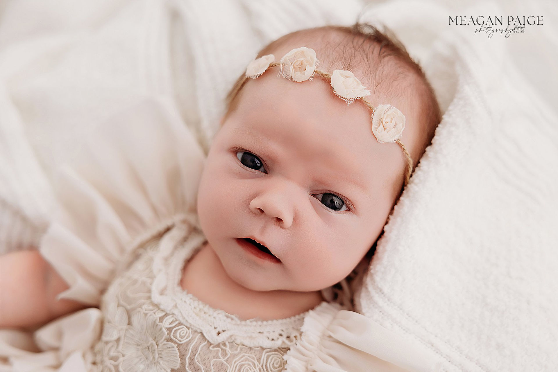 Cozy Family Newborn Session | Airdrie + Calgary Baby Photographer