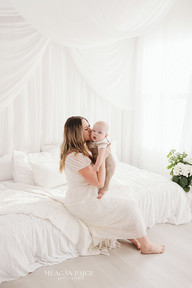 Meagan Paige Photography - Airdrie, AB - Mommy + Me Photo Sessions