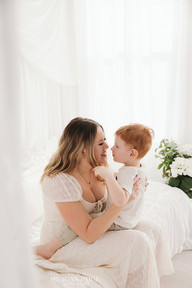 Meagan Paige Photography - Airdrie, AB - Mommy + Me Photo Sessions