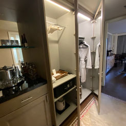 Hotel Closet Style Aspen