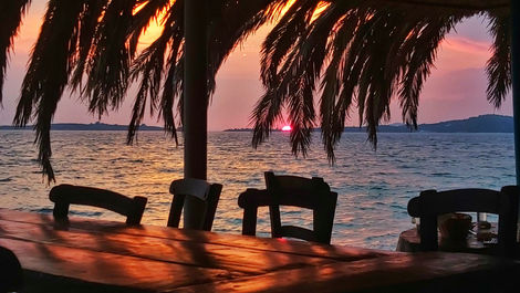 Unlocking the Secrets of Classic Rum Cocktails and Tropical Tiki Creations