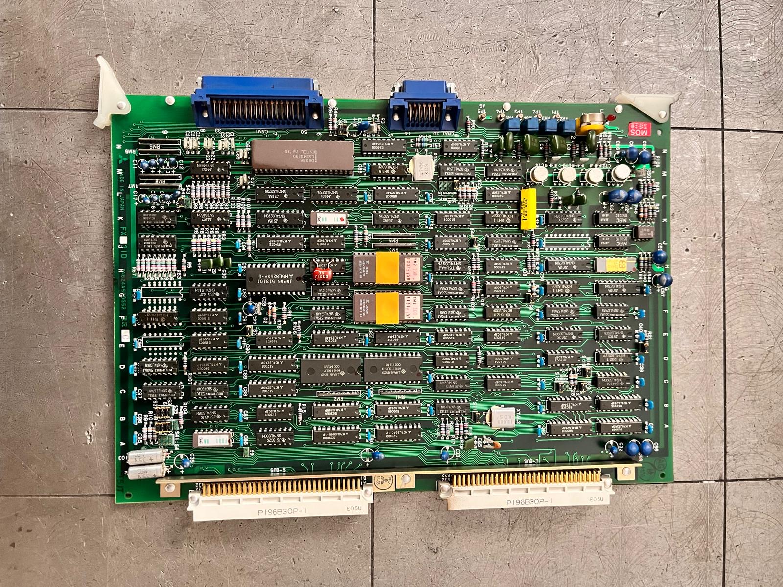 Mitsubishi FX31D — Platine