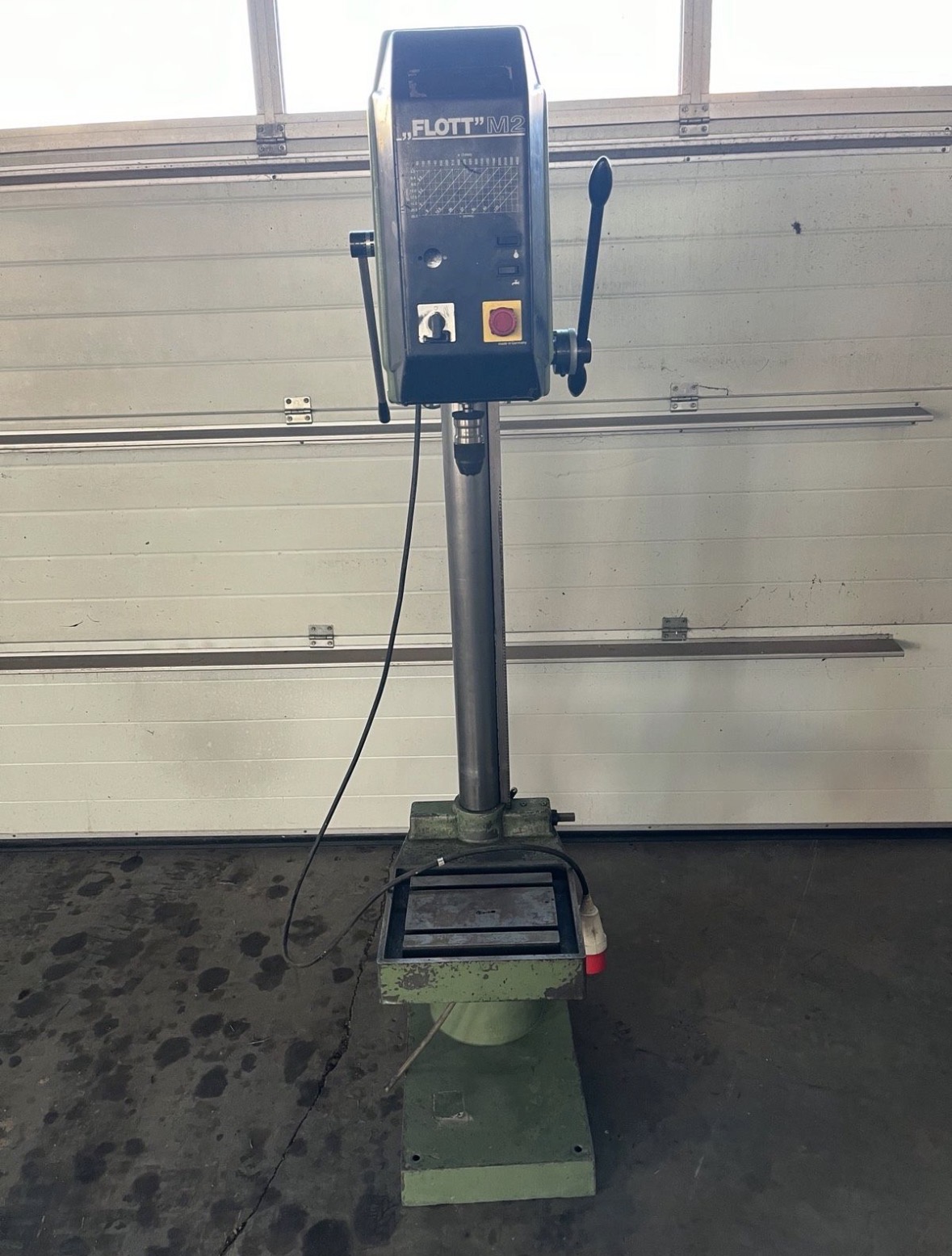 Flott M2 — Säulenbohrmaschine