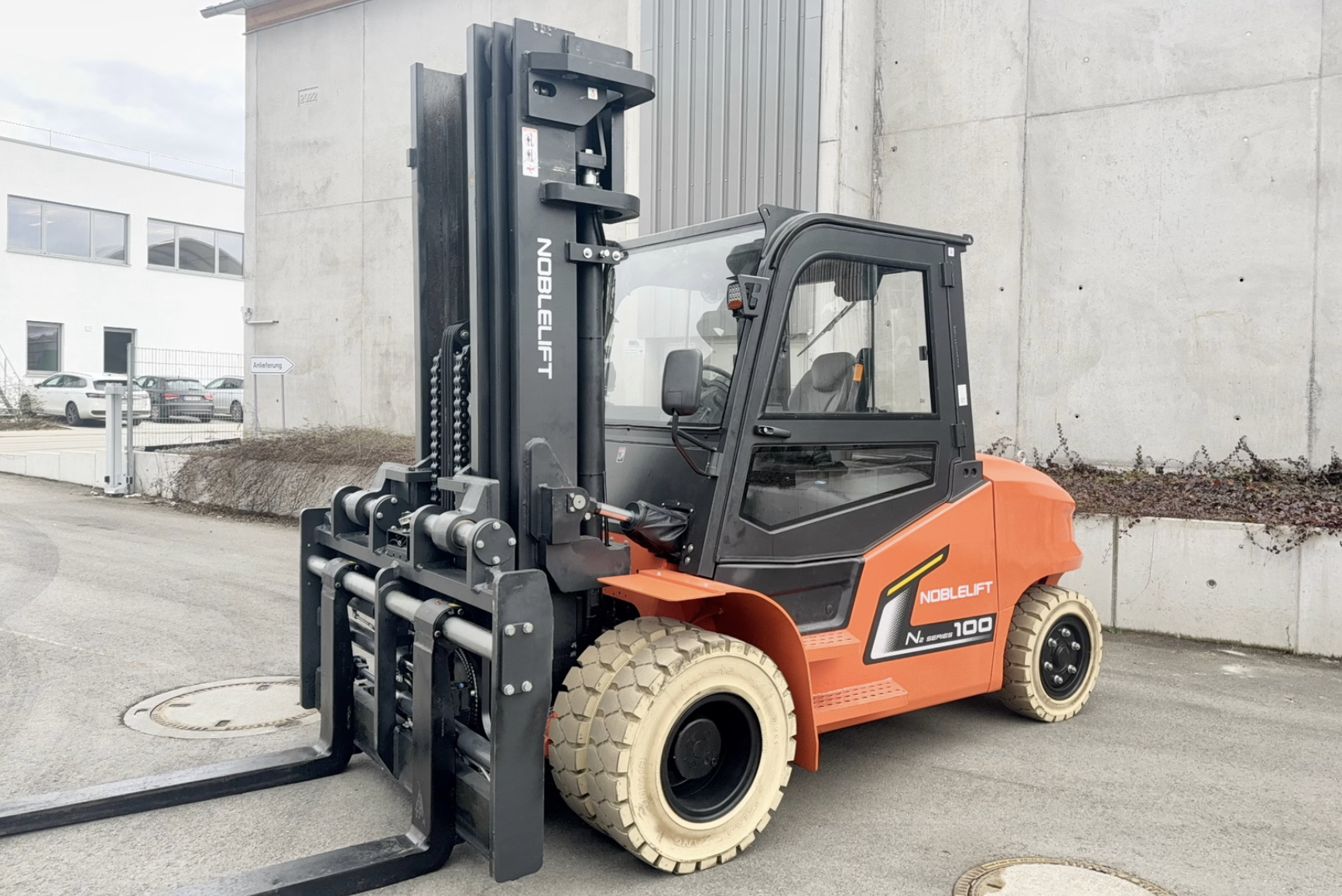 Noblelift FEP100N2 — Gabelstapler, Baujahr 2025