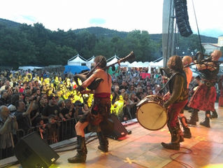 Wooden Legs e Brigada Pirata per un venerdì dallo stile piratesco, ad aprire la serata i Fabula