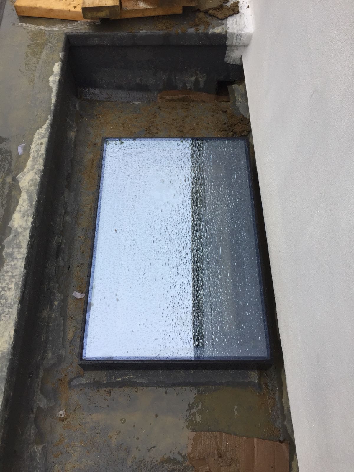 Frameless Flat Rooflight