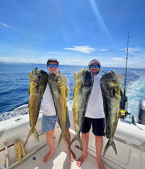 Salt Hunt founders holding 4 mahis