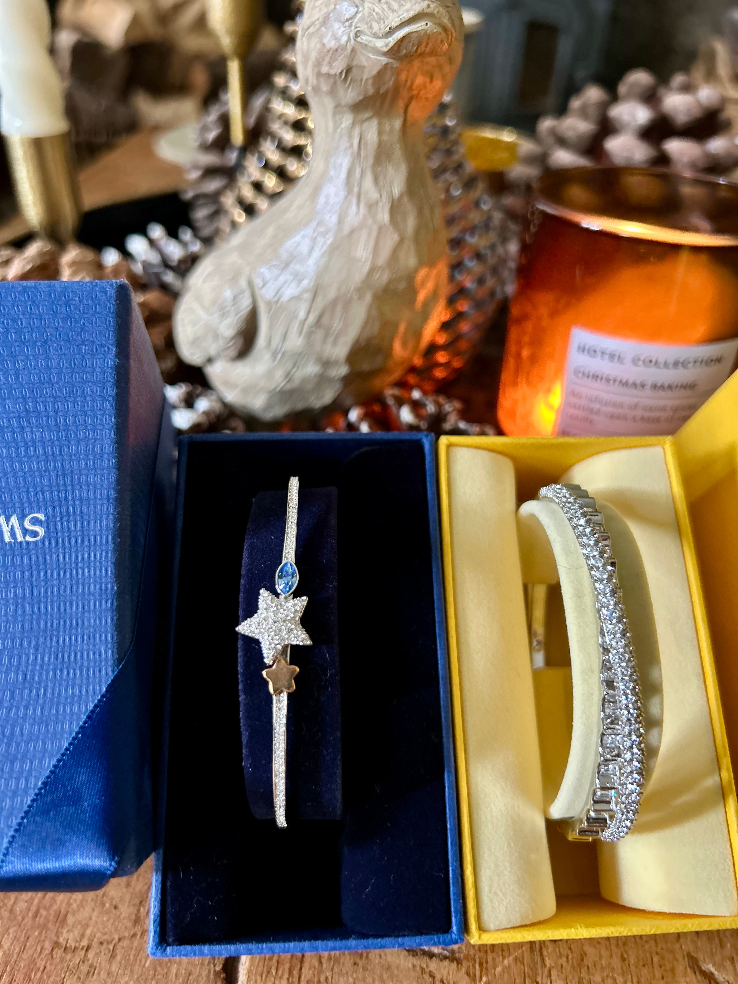 Swarovski star diamonte studded bracelet/bangle