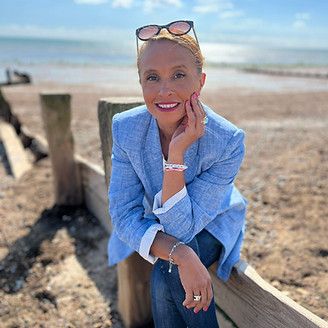 Aude Ayliffe Psychotherapist Beach Stress Retreat