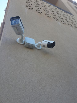 מצלמות אבטחה