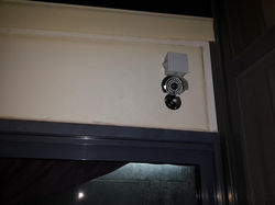 מצלמות אבטחה בשידור חי