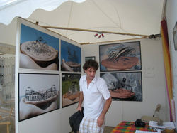 installation du stand par l'artiste